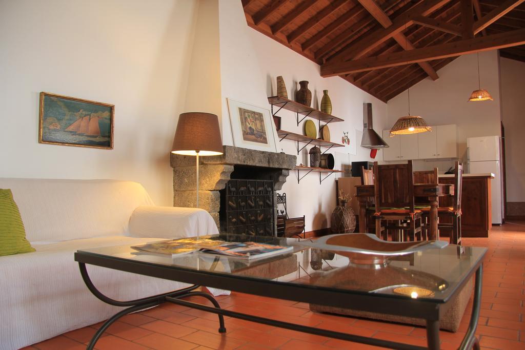 Santana Houses Rabo de Peixe Chambre photo